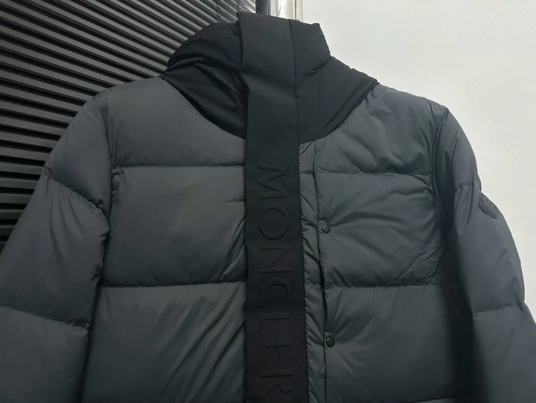 【Moncler】 95% Madeira ， Longuesaison ， 。 ， 。 Longue Saison 2.5 Black Size：1 2 3 4 5